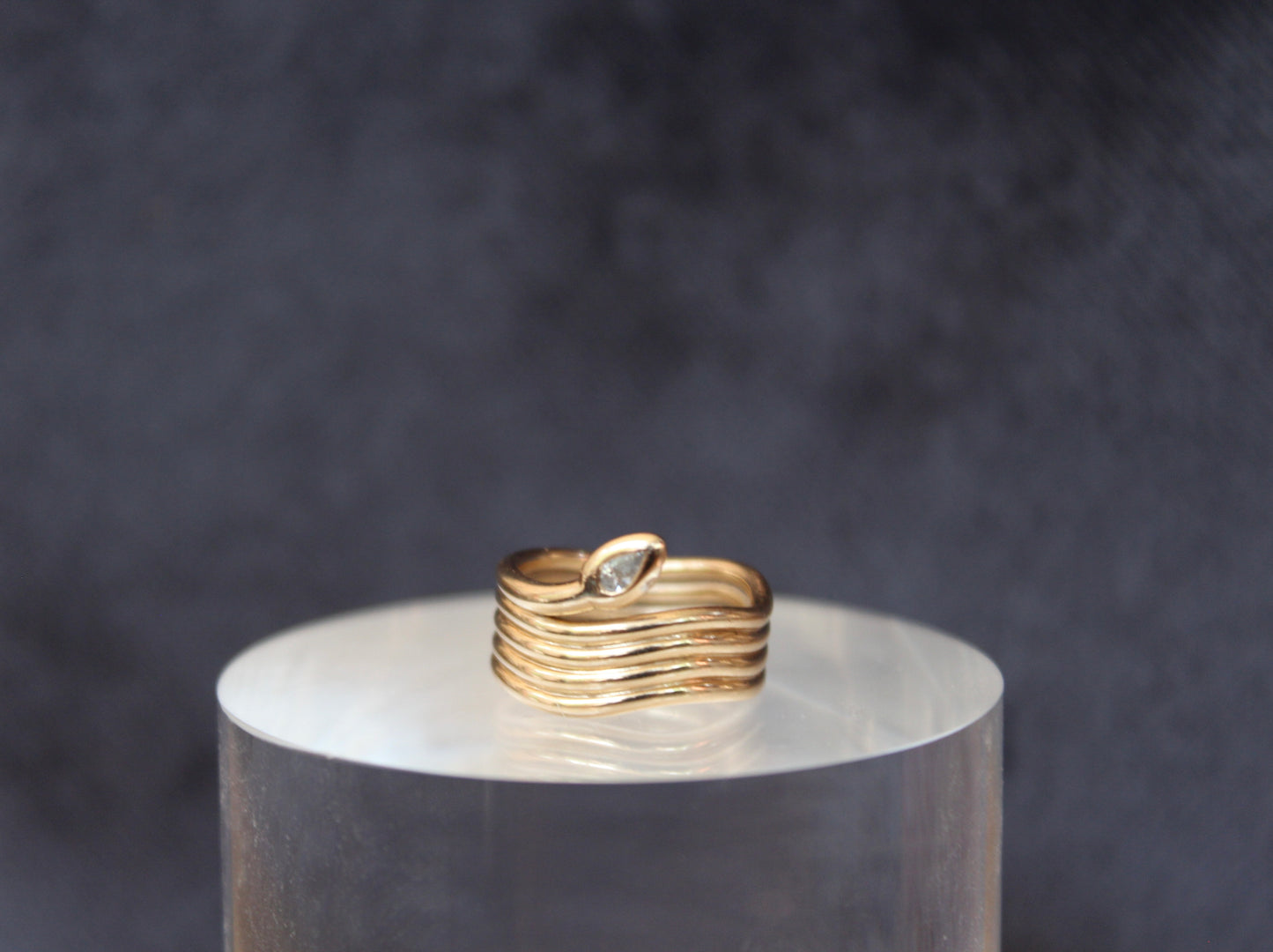 Onda Snake Ring