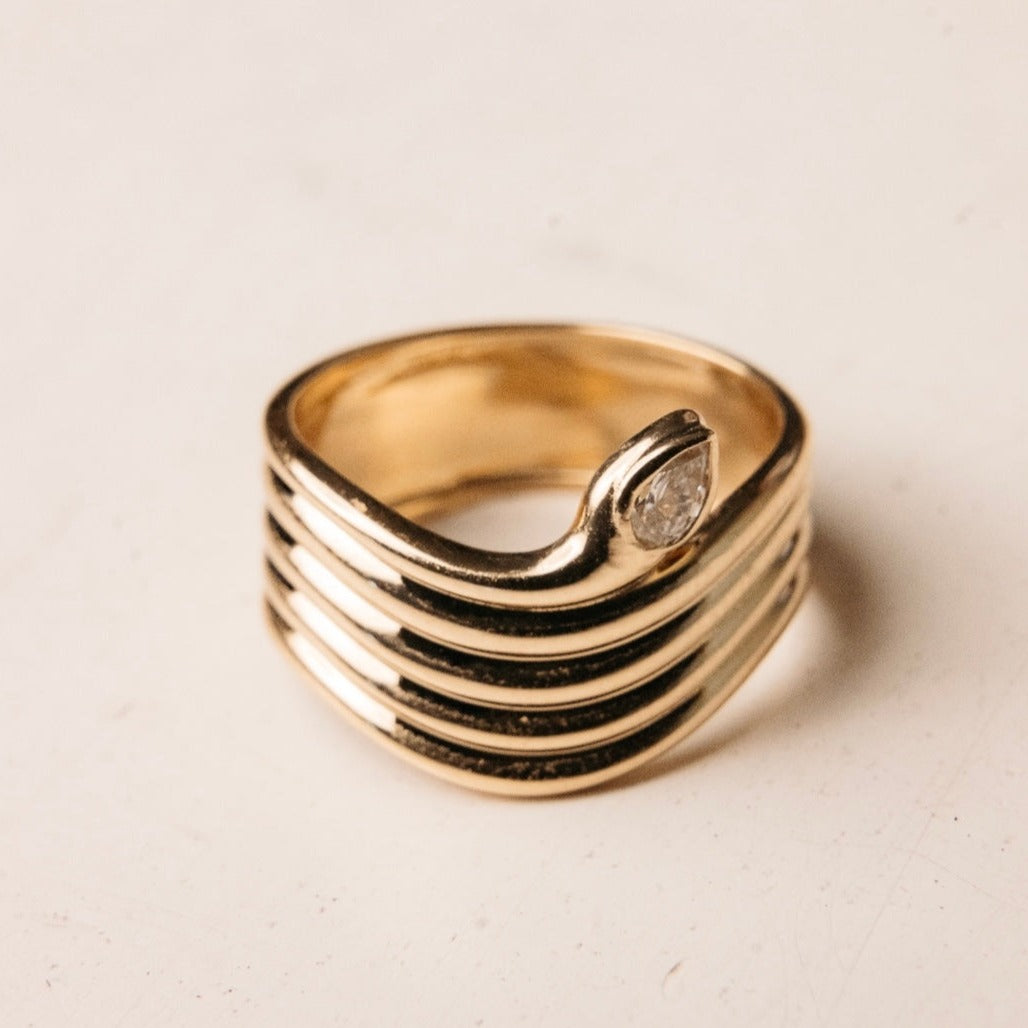 Onda Snake Ring